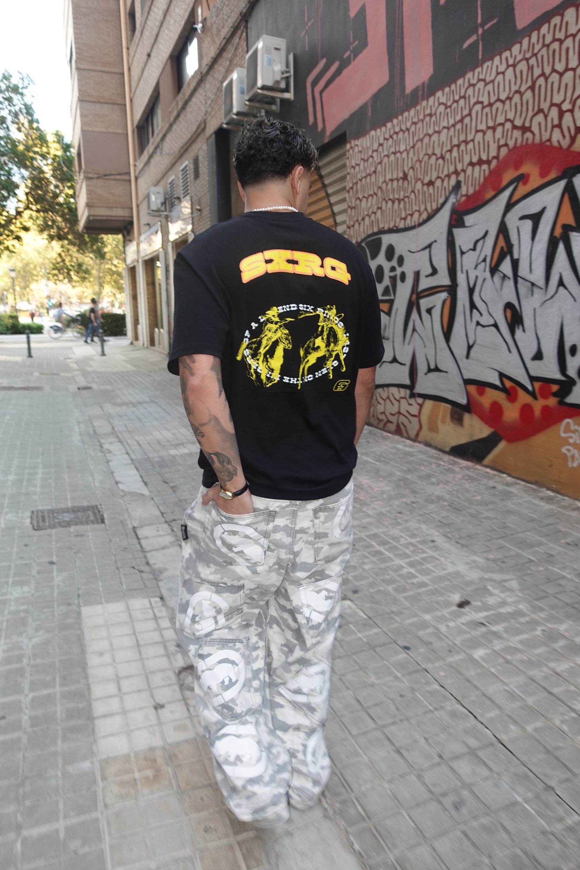 RETRO MUSTANG TEE